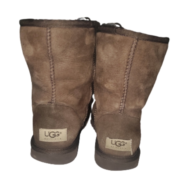 UGG Classic II Short Boot Chocolate Brown 6 - Picture 8 of 11